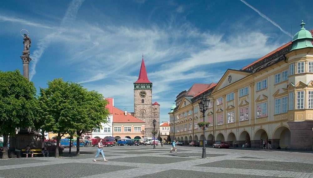 Grand Hotel Praha Їчін Екстер'єр фото